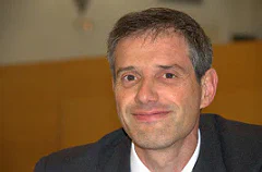 Jos&eacute; R. Herrero